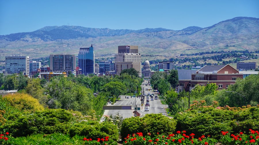 Downtown Boise and the Idaho State Capitol with the foothills behind